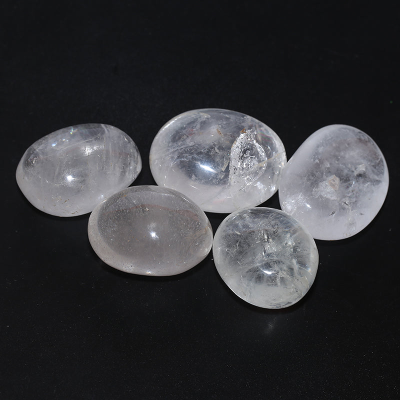 White crystal palm stone