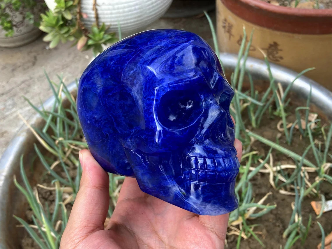 1PC 4"+ Hand Blue Melting stone Skull,Quartz Melting Crystal Skull Carved ,Home Decoration,Mineral Specimen,Crystal Reiki Healing Gifts