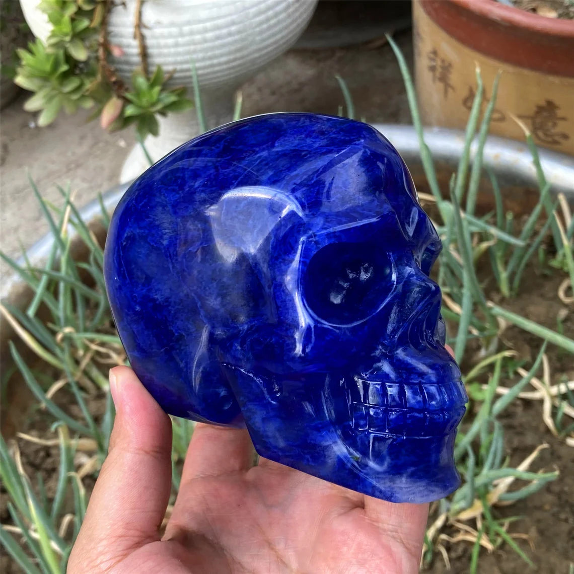 1PC 4"+ Hand Blue Melting stone Skull,Quartz Melting Crystal Skull Carved ,Home Decoration,Mineral Specimen,Crystal Reiki Healing Gifts