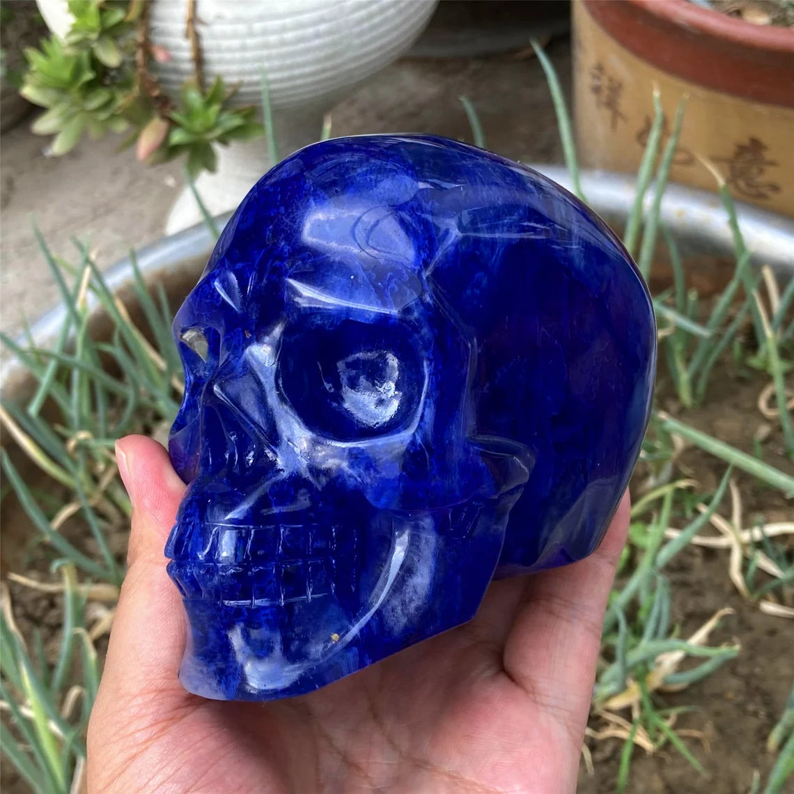 1PC 4"+ Hand Blue Melting stone Skull,Quartz Melting Crystal Skull Carved ,Home Decoration,Mineral Specimen,Crystal Reiki Healing Gifts