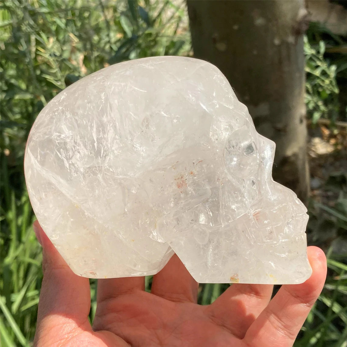 1PC 4"+ Natural Hand Clear Quartz Skull,Quartz Clear Crystal Skull Carved ,Home Decoration,Mineral Specimen,Crystal Reiki Healing Gifts