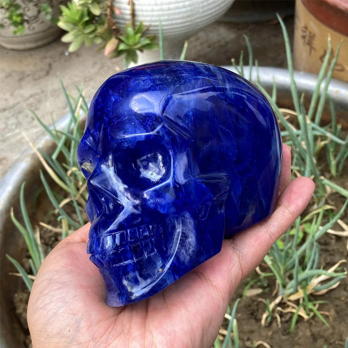 1PC 4"+ Hand Blue Melting stone Skull,Quartz Melting Crystal Skull Carved ,Home Decoration,Mineral Specimen,Crystal Reiki Healing Gifts